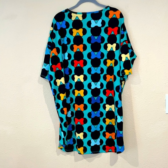 LuLaRoe Women’s Minnie Mouse Disney Irma vacation Party tee Shirt Top size L - Picture 5 of 6